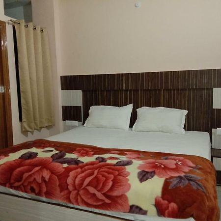 Adb Rooms Hotel De Pal 瓦拉纳西 外观 照片