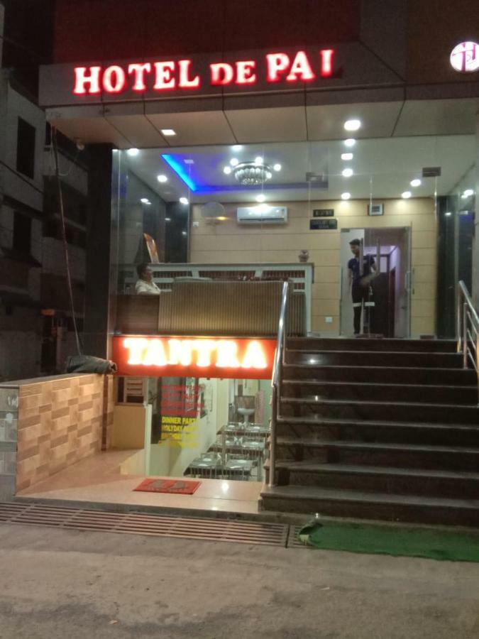 Adb Rooms Hotel De Pal 瓦拉纳西 外观 照片